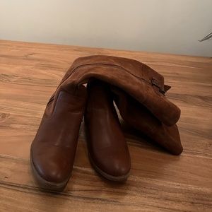 Boc leather boot